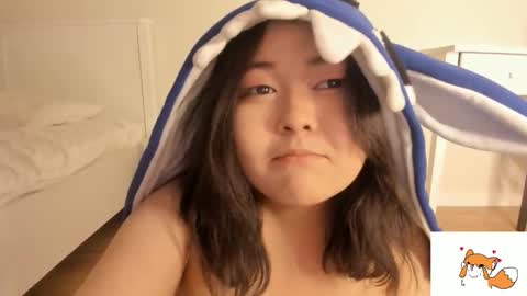 Snapshot of minji_snow chatting on December 18, 2025, 2:12 pm Minji online show from December 18, 2025, 2:12 pm