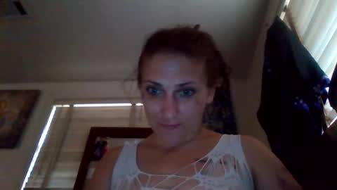 Snapshot of minnie2sexi chatting on May 21, 2026, 11:56 pm Minnie online show from May 21, 2026, 11:56 pm