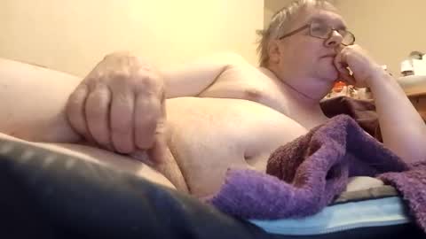 Snapshot of minos60200 chatting on March 2, 2025, 9:22 pm Stephano online show from March 2, 2025, 9:22 pm