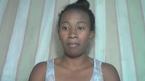 minouch211907 online show from January 17, 2026, 10:53 am