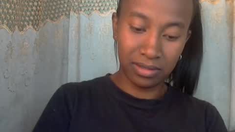 Snapshot of minouch211907 chatting on June 28, 2026, 12:55 pm minouch211907 online show from June 28, 2026, 12:55 pm