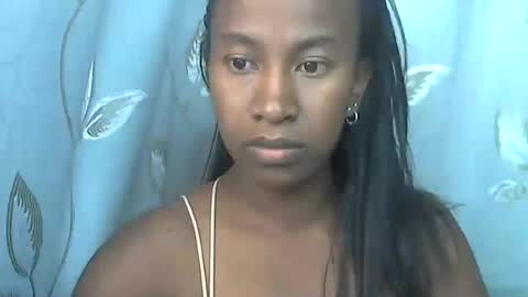 Snapshot of minouch211907 chatting on July 5, 2026, 9:38 am minouch211907 online show from July 5, 2026, 9:38 am