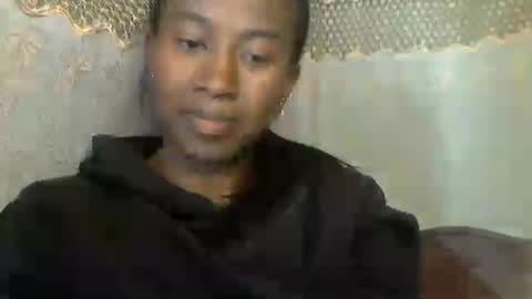Snapshot of minouch211907 chatting on July 10, 2026, 12:08 pm minouch211907 online show from July 10, 2026, 12:08 pm