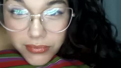 mira_cherry online show from October 2, 2025, 12:01 pm