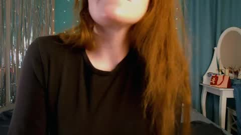 Snapshot of mira_glace chatting on April 26, 2026, 12:25 pm Mira3 online show from April 26, 2026, 12:25 pm