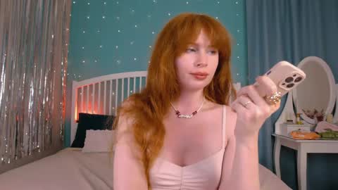 Snapshot of mira_glace chatting on May 19, 2026, 2:12 pm Mira3 online show from May 19, 2026, 2:12 pm