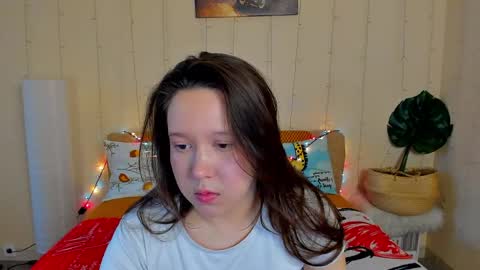 Mira online show from May 2, 2026, 2:16 am