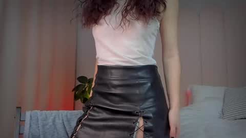 Mira online show from January 17, 2025, 7:38 pm