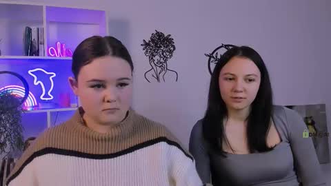 Snapshot of mira_vibe chatting on February 10, 2026, 7:18 pm Mira online show from February 10, 2026, 7:18 pm