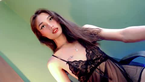 Snapshot of miraclegirl23 chatting on January 29, 2025, 7:00 pm Zoey online show from January 29, 2025, 7:00 pm