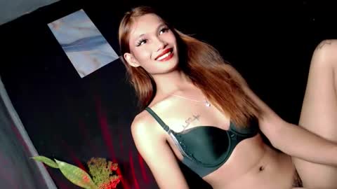 Snapshot of miraclegirl23 chatting on January 12, 2026, 4:07 am Zoey online show from January 12, 2026, 4:07 am