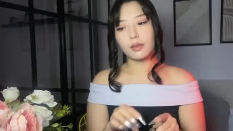 mirafloat online show from November 7, 2025, 10:59 am