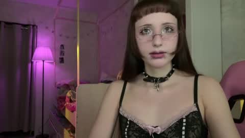 Miroslava online show from May 14, 2026, 8:59 pm