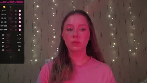 Snapshot of miranadevl chatting on December 6, 2024, 2:06 pm Kira online show from December 6, 2024, 2:06 pm