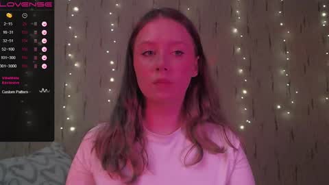 Snapshot of miranadevl chatting on December 15, 2024, 12:06 pm Kira online show from December 15, 2024, 12:06 pm