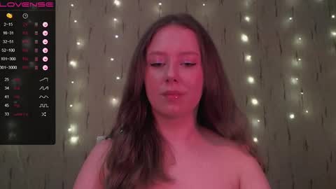 Snapshot of miranadevl chatting on December 27, 2024, 1:07 pm Kira online show from December 27, 2024, 1:07 pm