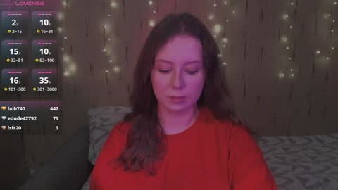 Snapshot of miranadevl chatting on January 14, 2025, 2:43 pm Kira online show from January 14, 2025, 2:43 pm