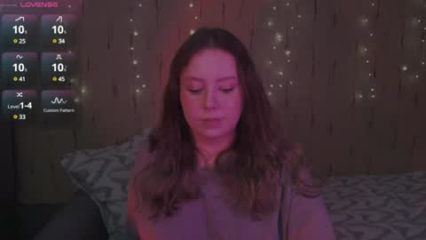 Snapshot of miranadevl chatting on January 17, 2025, 3:22 pm Kira online show from January 17, 2025, 3:22 pm