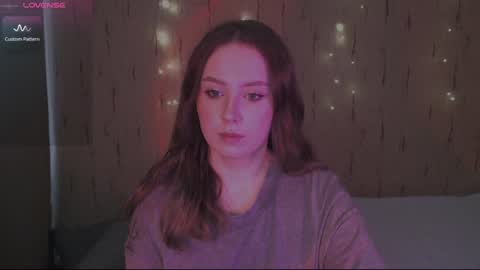 Snapshot of miranadevl chatting on February 2, 2025, 12:46 pm Kira online show from February 2, 2025, 12:46 pm