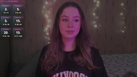 Snapshot of miranadevl chatting on February 27, 2025, 3:47 am Kira online show from February 27, 2025, 3:47 am