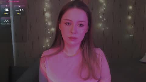 Snapshot of miranadevl chatting on March 6, 2025, 9:58 am Kira online show from March 6, 2025, 9:58 am