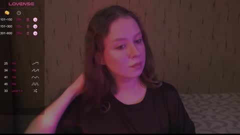 Snapshot of miranadevl chatting on September 12, 2025, 7:03 pm Kira online show from September 12, 2025, 7:03 pm