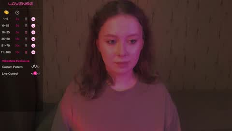 Snapshot of miranadevl chatting on September 22, 2025, 11:18 pm Kira online show from September 22, 2025, 11:18 pm