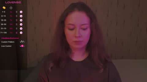 Snapshot of miranadevl chatting on September 25, 2025, 2:59 am Kira online show from September 25, 2025, 2:59 am