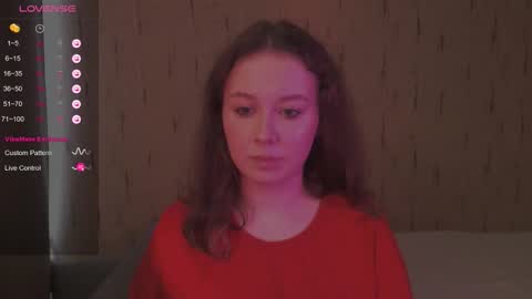 Snapshot of miranadevl chatting on October 2, 2025, 10:44 am Kira online show from October 2, 2025, 10:44 am