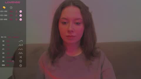 Snapshot of miranadevl chatting on October 15, 2025, 1:22 pm Kira online show from October 15, 2025, 1:22 pm