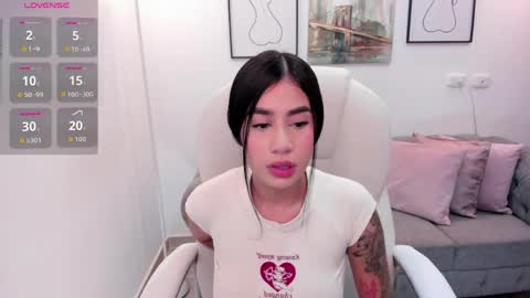 miranda_crawfor online show from April 7, 2026, 3:40 am