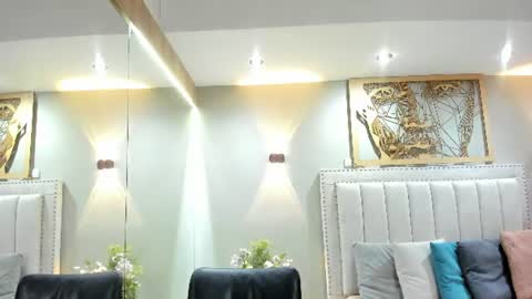 Snapshot of miranda_doll_ chatting on June 24, 2026, 12:04 pm online show from June 24, 2026, 12:04 pm