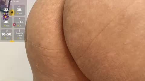 Snapshot of miranda_villa chatting on September 10, 2025, 12:38 pm Miranda online show from September 10, 2025, 12:38 pm