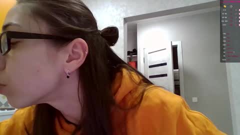 Snapshot of miranda_wish chatting on January 19, 2026, 1:48 pm MIRANDA online show from January 19, 2026, 1:48 pm