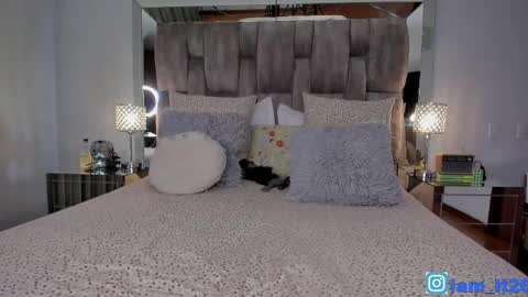 Miranda online show from May 16, 2026, 12:18 am