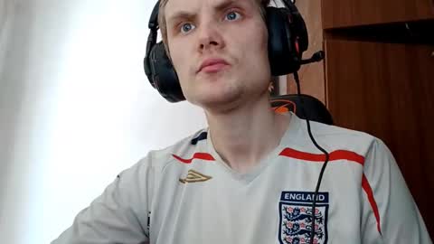 Snapshot of mirexvane chatting on February 27, 2026, 11:43 am Vlad online show from February 27, 2026, 11:43 am