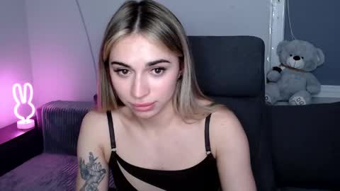 miri07 online show from April 14, 2026, 8:15 pm