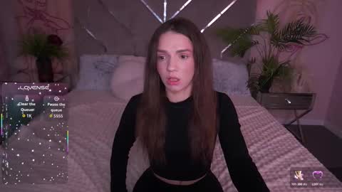 Snapshot of miriellenymph chatting on February 4, 2026, 2:12 pm Mira online show from February 4, 2026, 2:12 pm