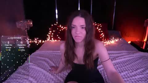 Snapshot of miriellenymph chatting on February 16, 2026, 1:07 pm Mira online show from February 16, 2026, 1:07 pm