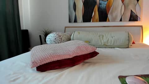 Snapshot of mis_eva chatting on February 3, 2026, 6:51 am Eva online show from February 3, 2026, 6:51 am