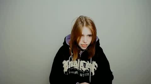 misaki_chan_ online show from October 24, 2025, 9:44 pm