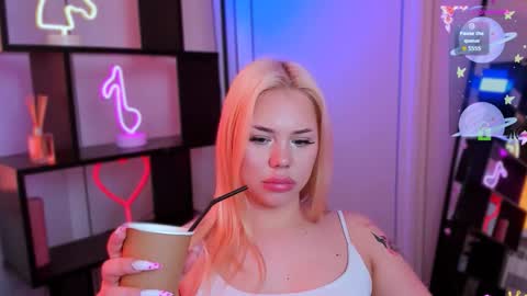 Snapshot of mishel_shy chatting on March 17, 2026, 7:33 am mishel shy online show from March 17, 2026, 7:33 am