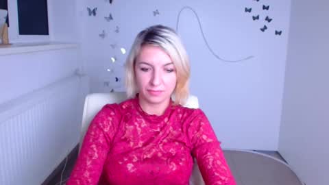 Mishelle online show from December 16, 2025, 12:21 pm