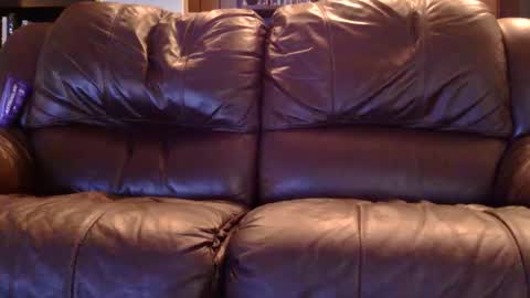 misohoney007 online show from April 17, 2026, 12:19 pm