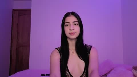 Snapshot of miss10_antonella chatting on February 4, 2026, 12:11 pm Antonella online show from February 4, 2026, 12:11 pm
