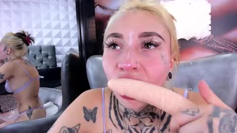 miss___angel online show from February 13, 2025, 6:38 pm