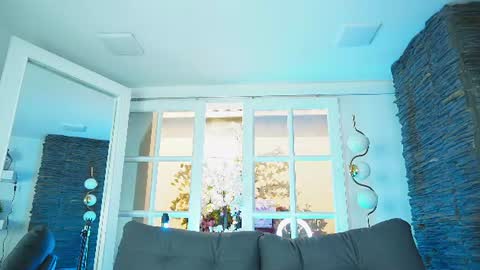Snapshot of miss__zoe chatting on June 25, 2026, 6:12 pm Zoe online show from June 25, 2026, 6:12 pm