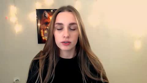 Angelina online show from November 25, 2025, 10:15 am