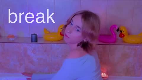 Snapshot of miss_barbie1 chatting on April 28, 2026, 2:27 am Anya online show from April 28, 2026, 2:27 am