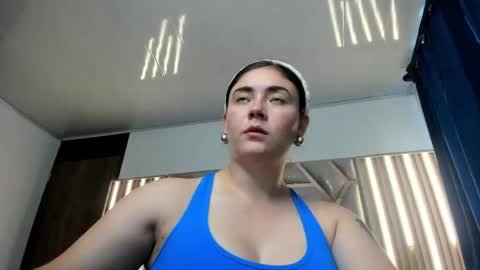 Snapshot of miss_bella3 chatting on April 14, 2026, 1:50 pm bella online show from April 14, 2026, 1:50 pm